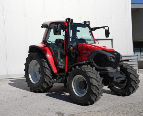 Seitenansicht - Lindner Lintrac 70