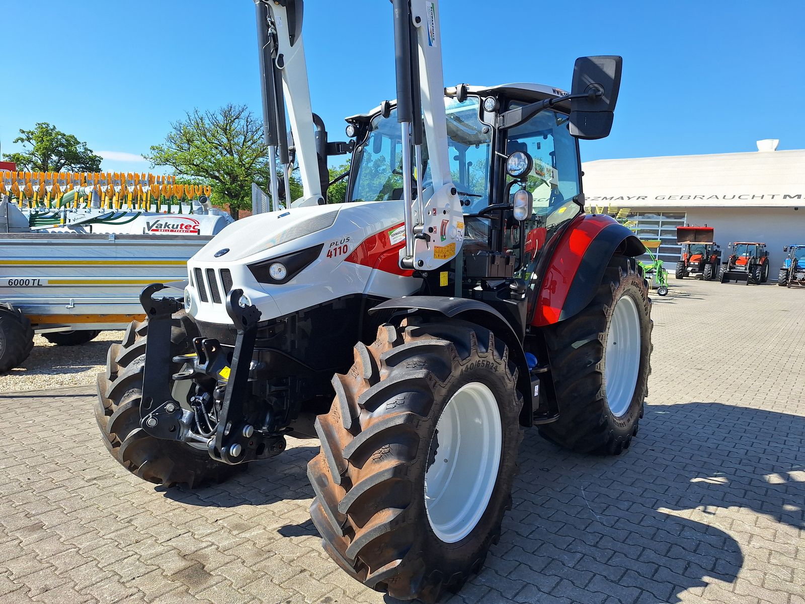 Seitenansicht - Steyr 4110 PLUS
