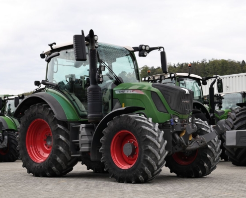 Seitenansicht - Fendt 313 Vario