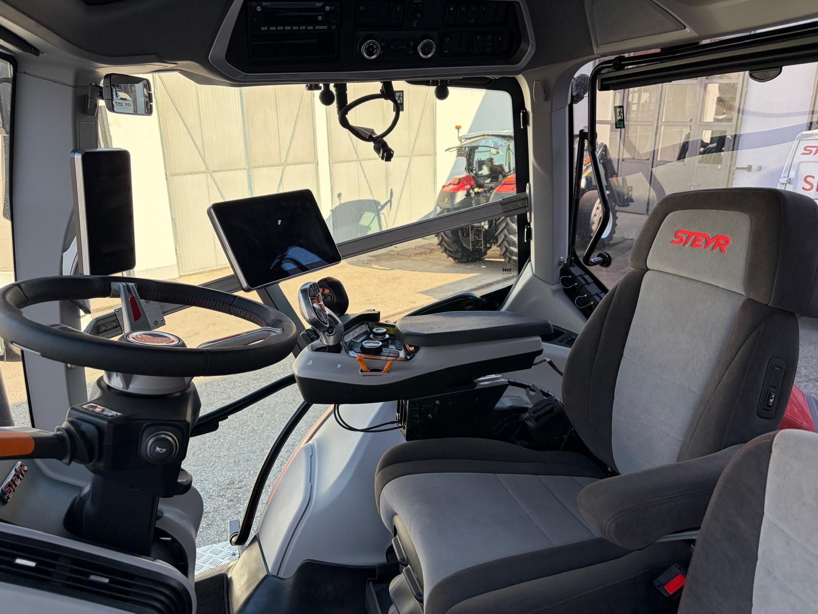 Innenansicht - Steyr 6280 Absolut CVT Innenansicht - Steyr 6280 Absolut CVT